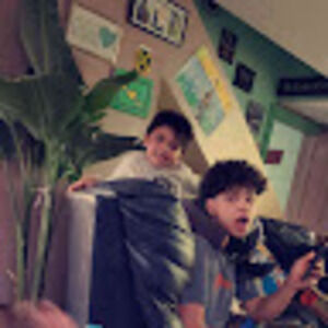 Meet your Posher, Brittany